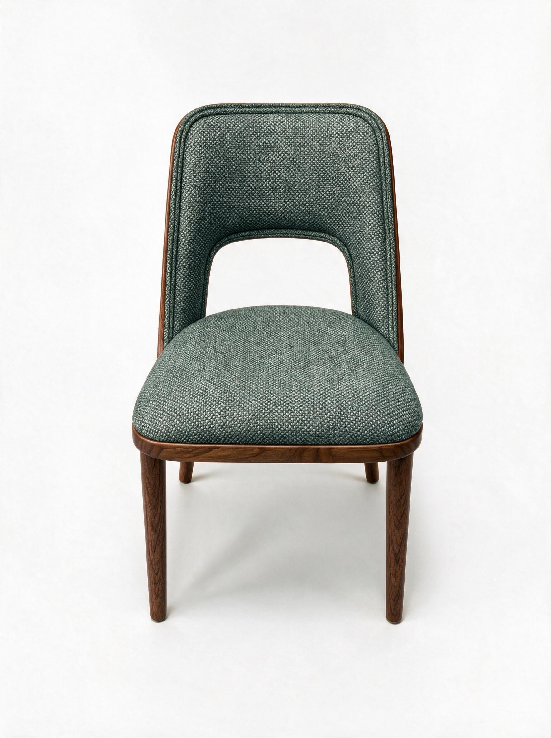 Eclecttic Soft Chair