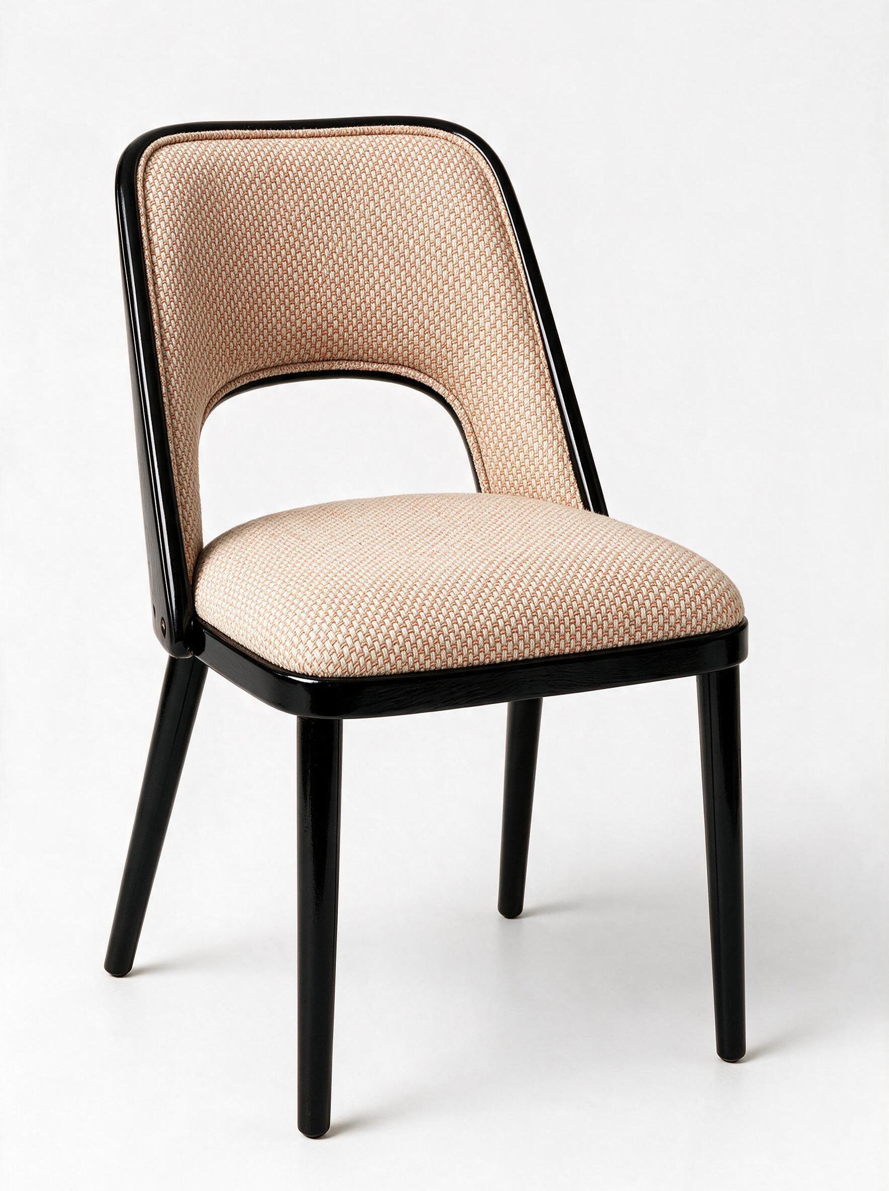 Eclecttic Soft Chair