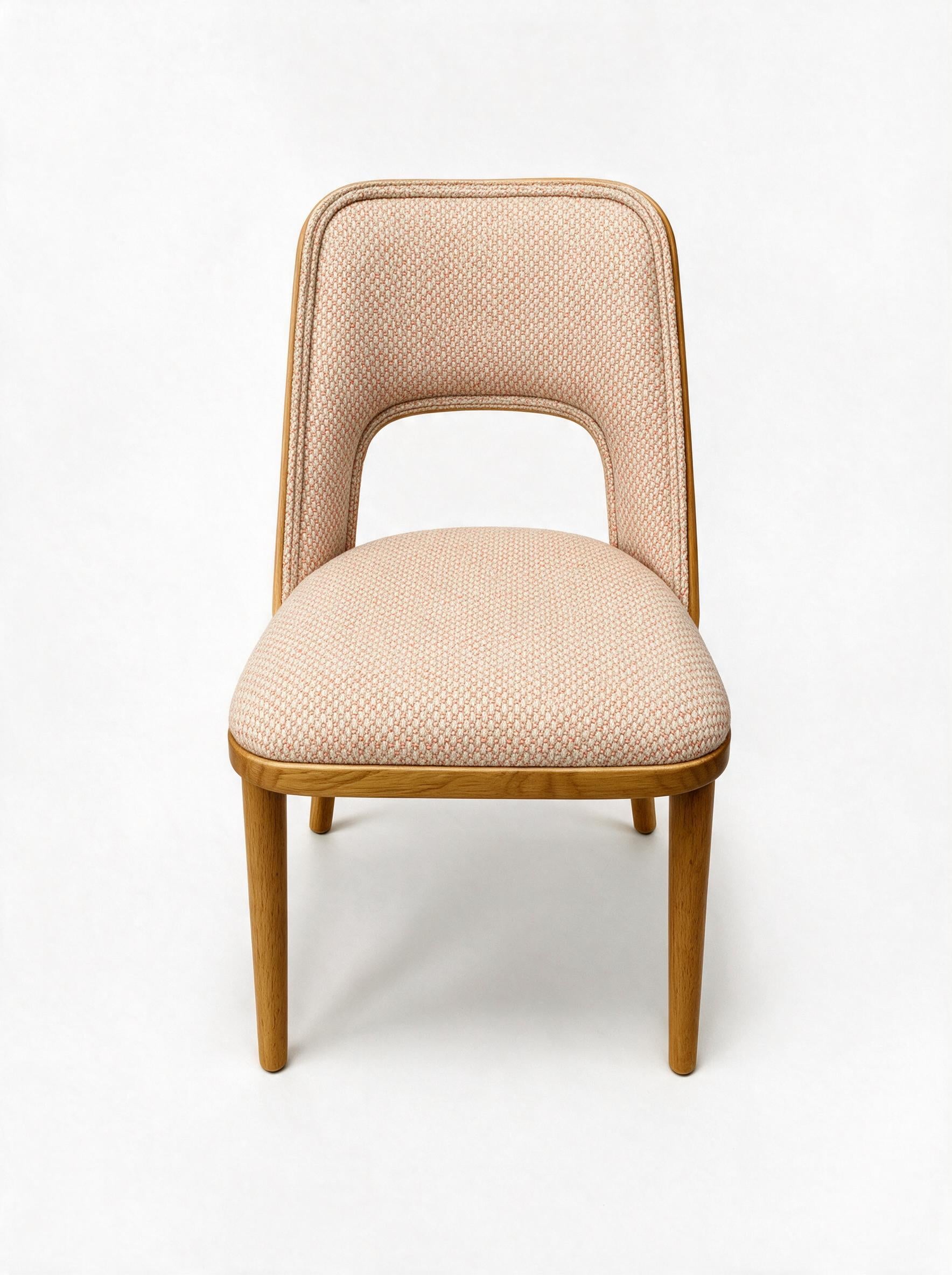 Eclecttic Soft Chair
