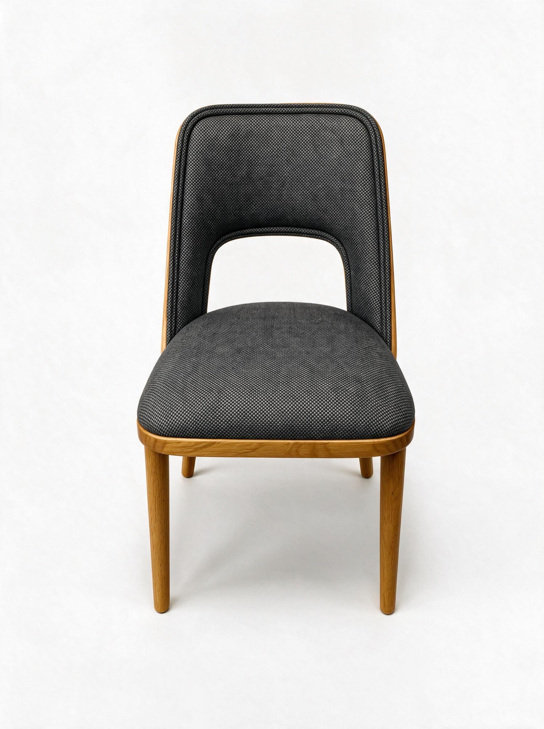 Eclecttic Soft Chair