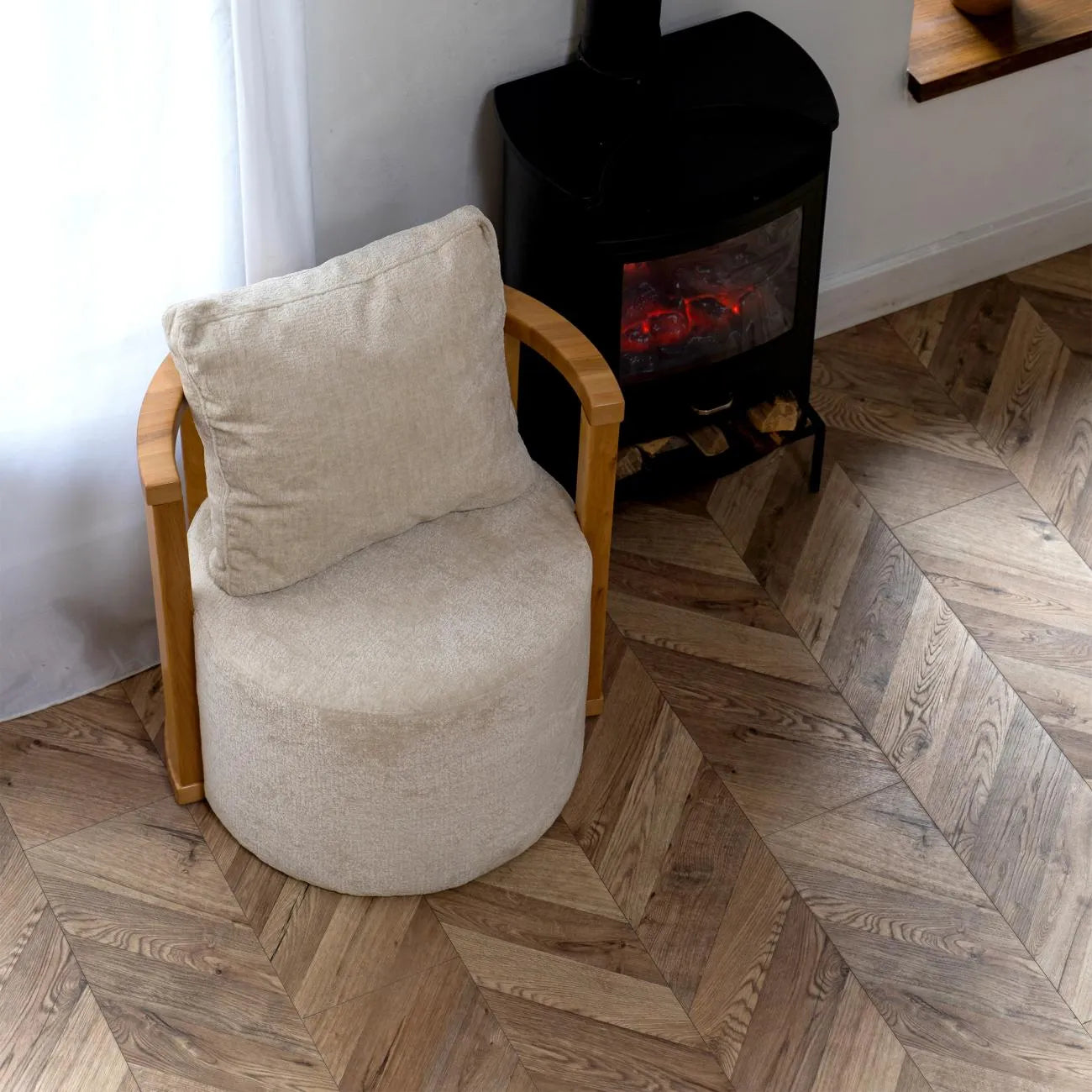Lari Recliner