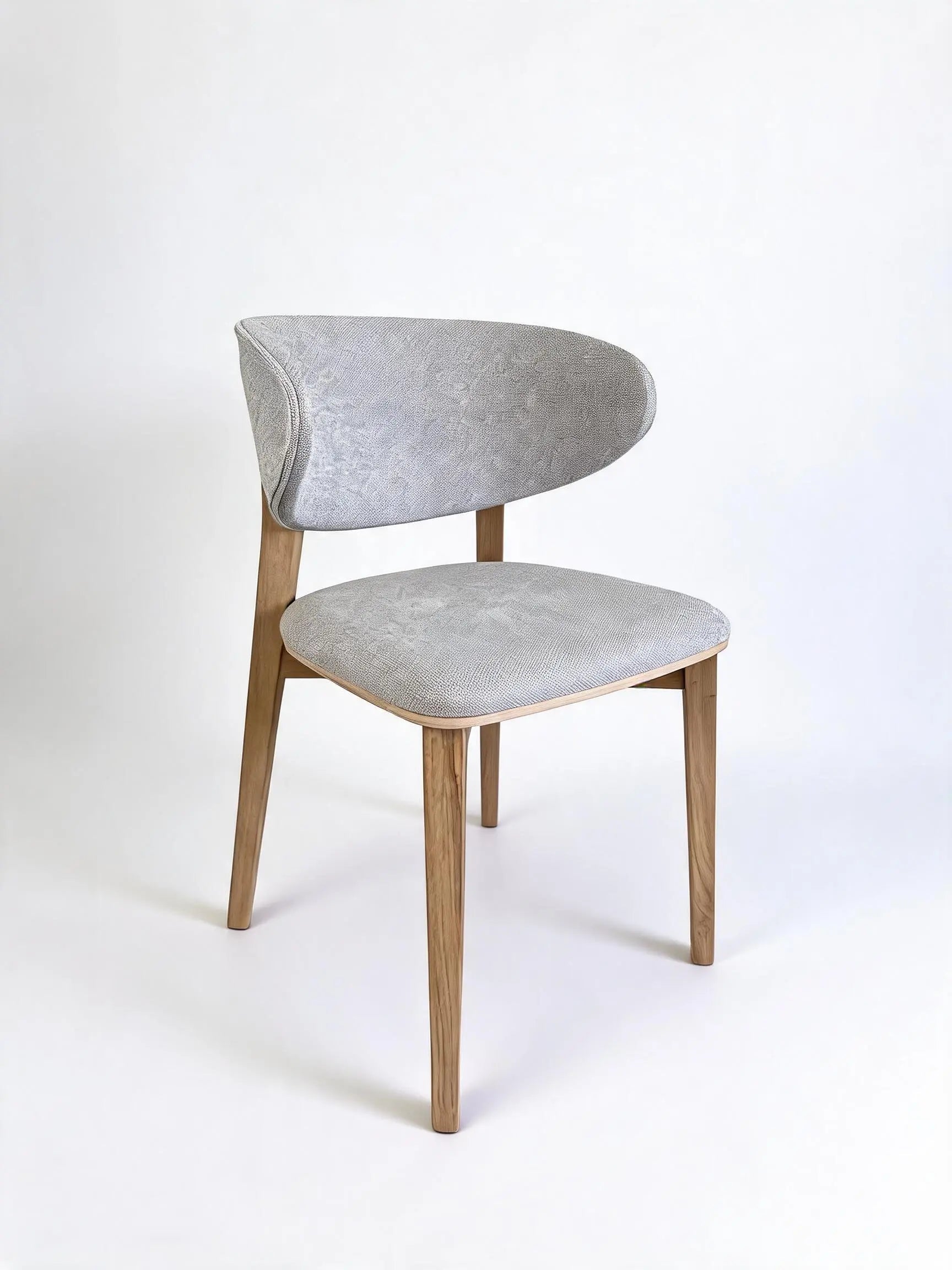 Veneto Italia Chairs Suni Chair